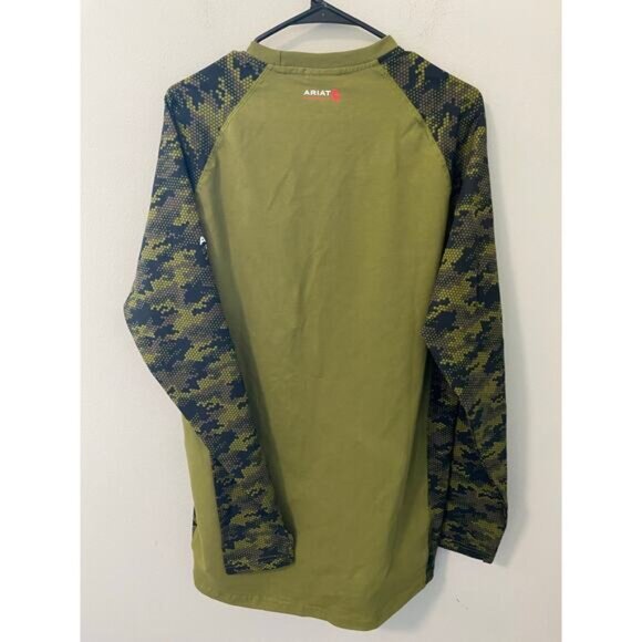 New Ariat FR Stretch Camo Baseball Long Sleeve T-Shirt Size Large - Picture 2 of 3